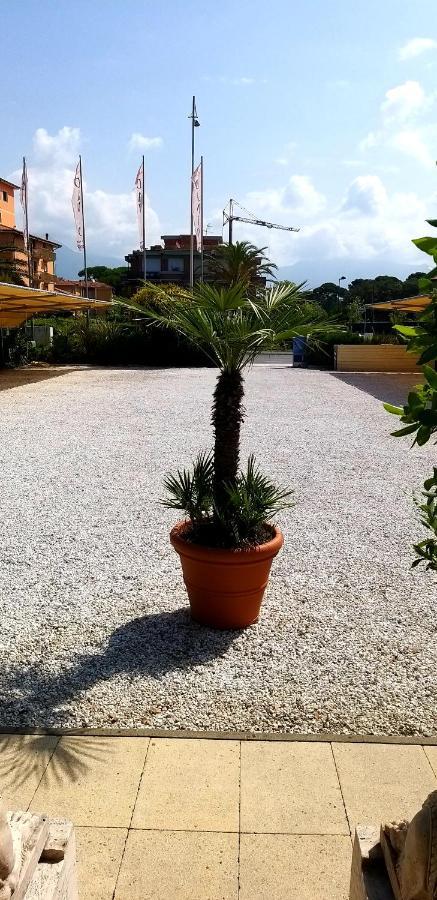 Danio Beach House Lido di Camaiore Luaran gambar